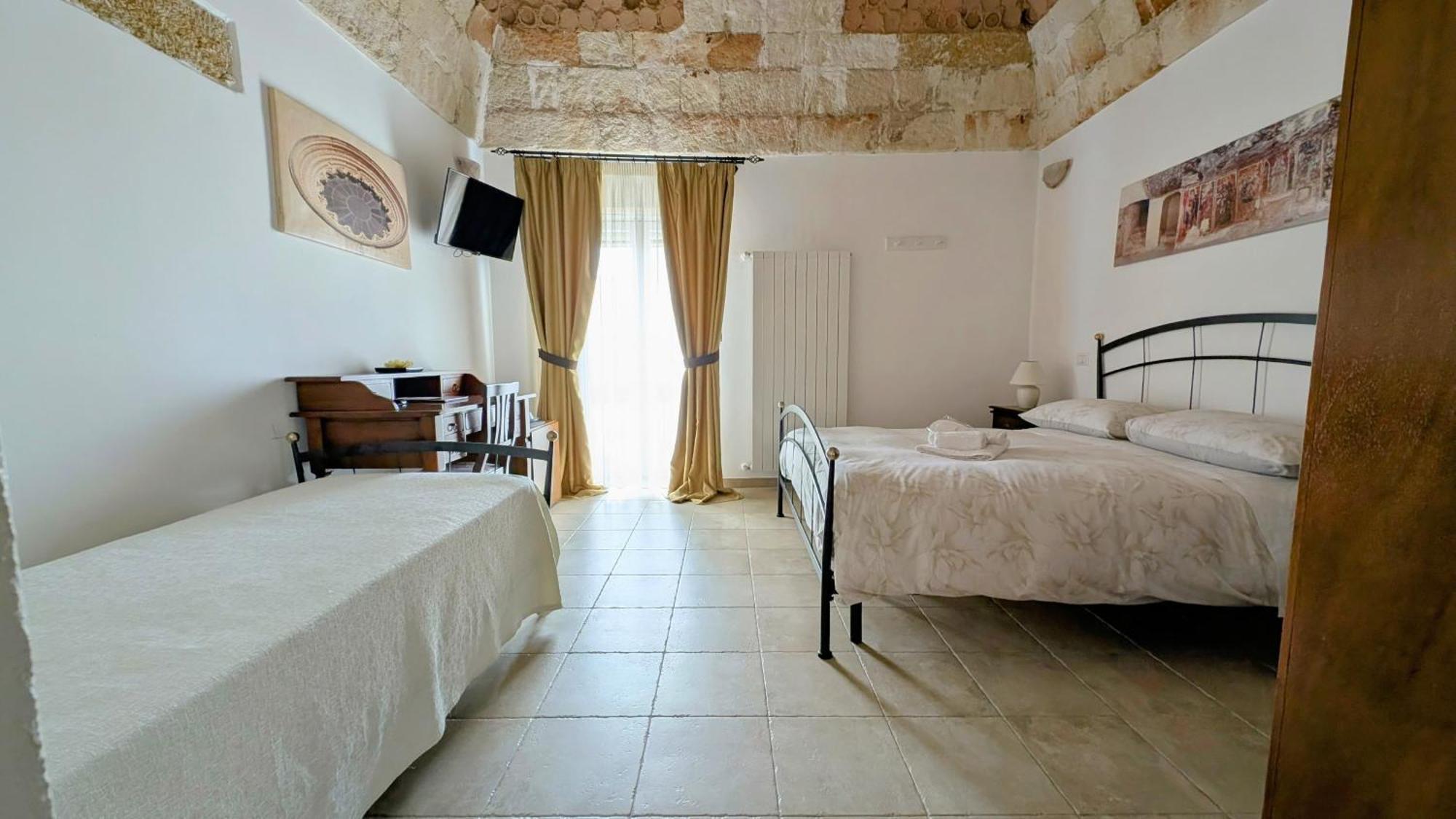 B&B Corte Regina Esther Veglie Exterior photo